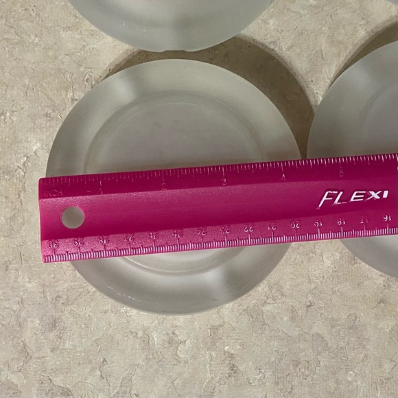 Vintage Frosted Glass Ashtrays, set of 4, heavy glass. Mid century. - Picture 5 of 6